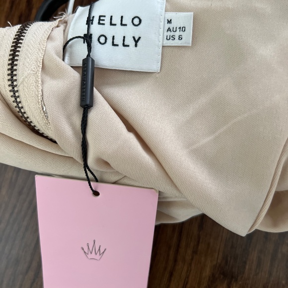 Hello Molly NWT size medium silver sequins - Picture 3 of 5